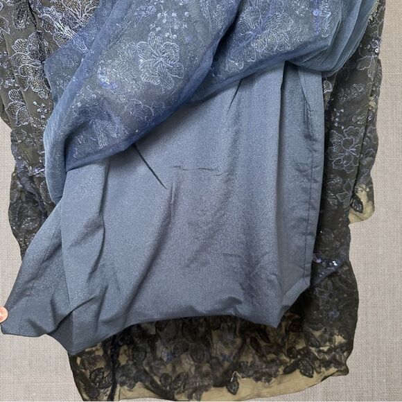 Dress The Population Anabel Sequin Embroidered Gown - Picture 5 of 9